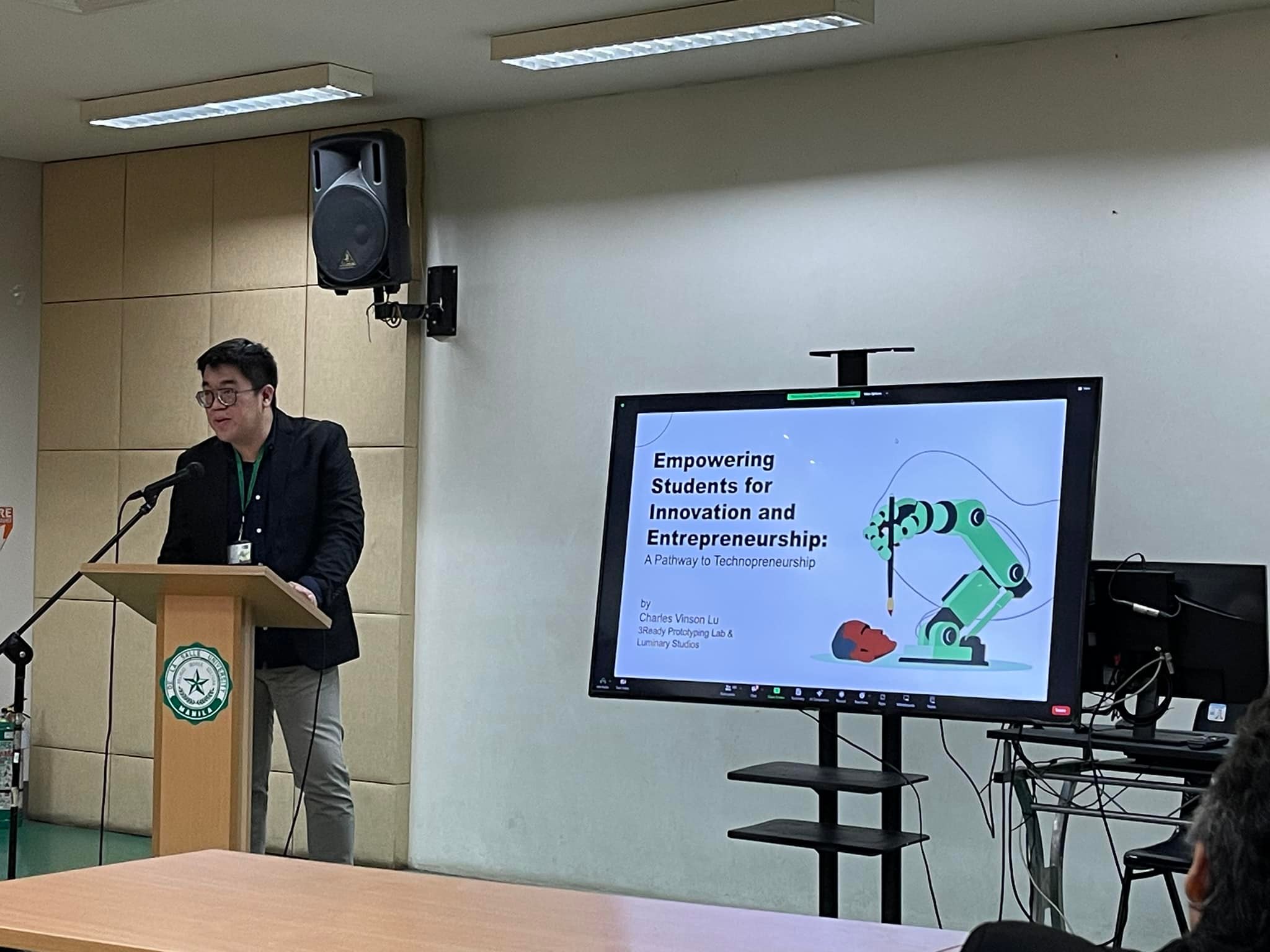 DLSU Glimpse